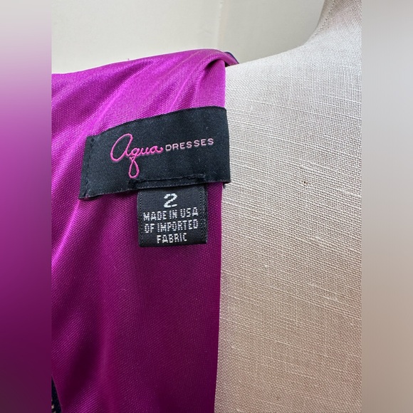 AQUA sleeveless gown. Like New condition. Size 2. Made in USA - Picture 7 of 12